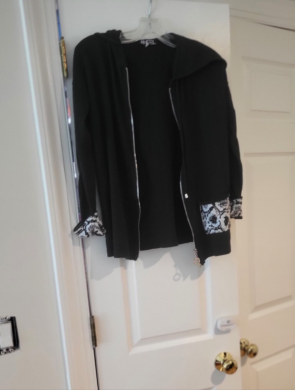 Angel Black Zip-Front Hoodie with Patterned Cuffs